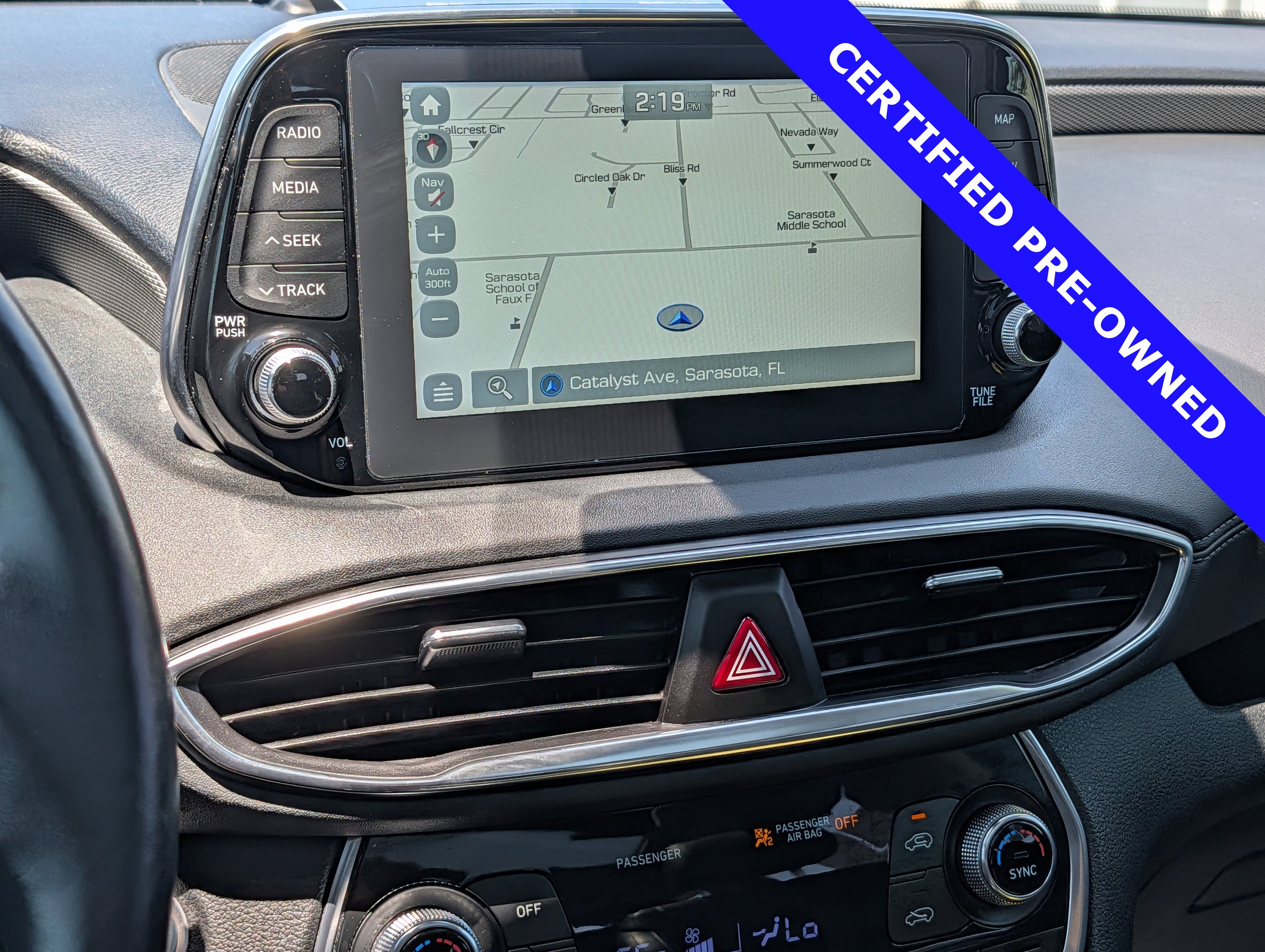 Used 2020 Hyundai Santa Fe Limited FWD image 30