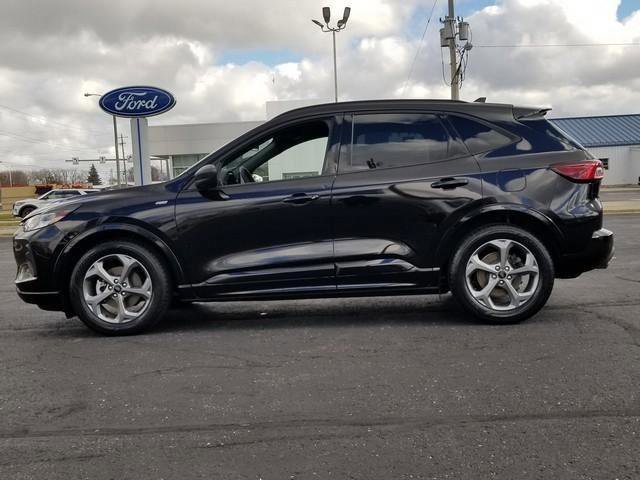 Certified 2023 Ford Escape ST-Line w/ Tech Pack #1 image 6