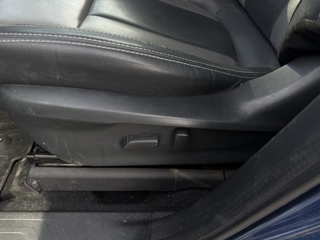 Used 2022 Subaru Ascent Onyx Edition image 11