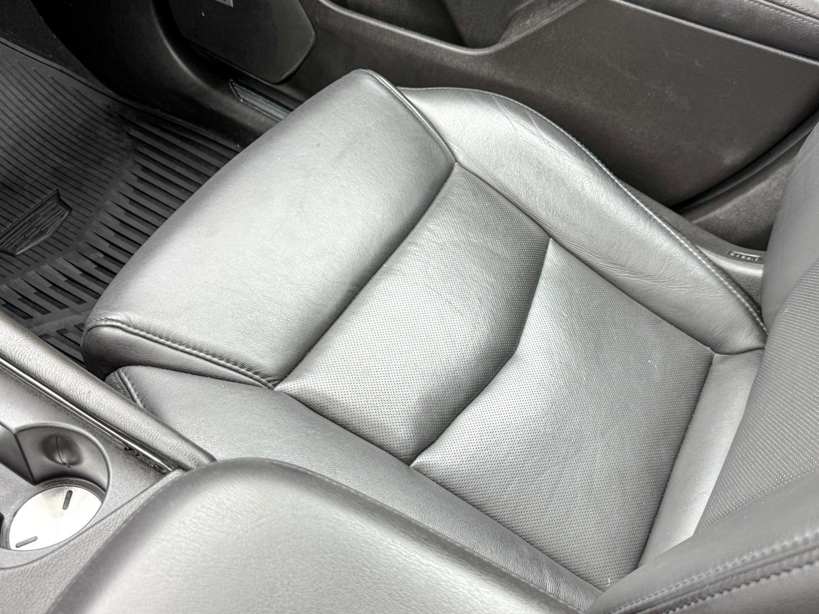 Used 2018 Cadillac XT5 Luxury w/ Driver Awareness Package image 35