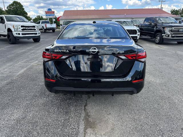 Used 2025 Nissan Sentra SV FWD image 6