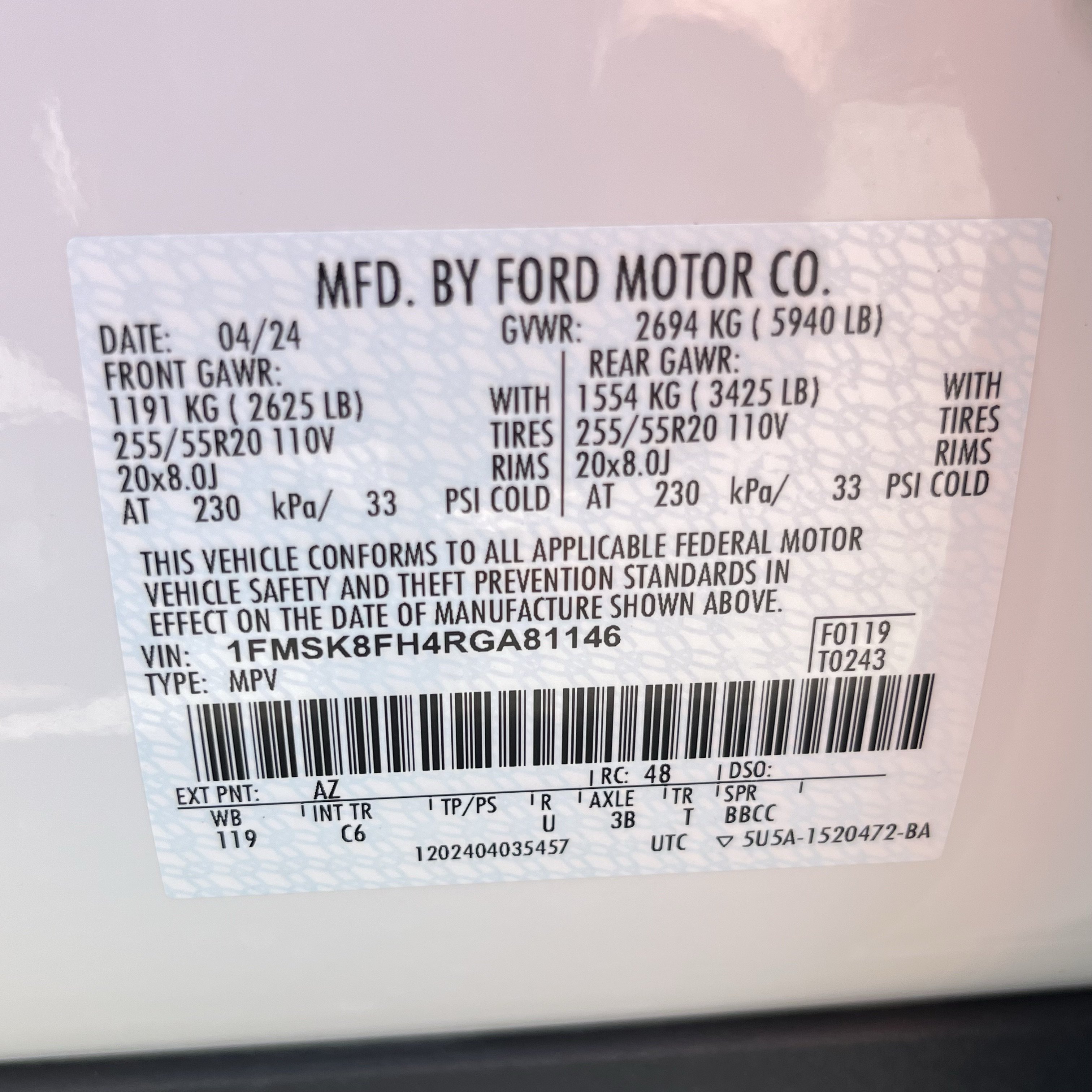 Certified 2024 Ford Explorer Limited w/ Limited Technology Package AWD/4WD image 32