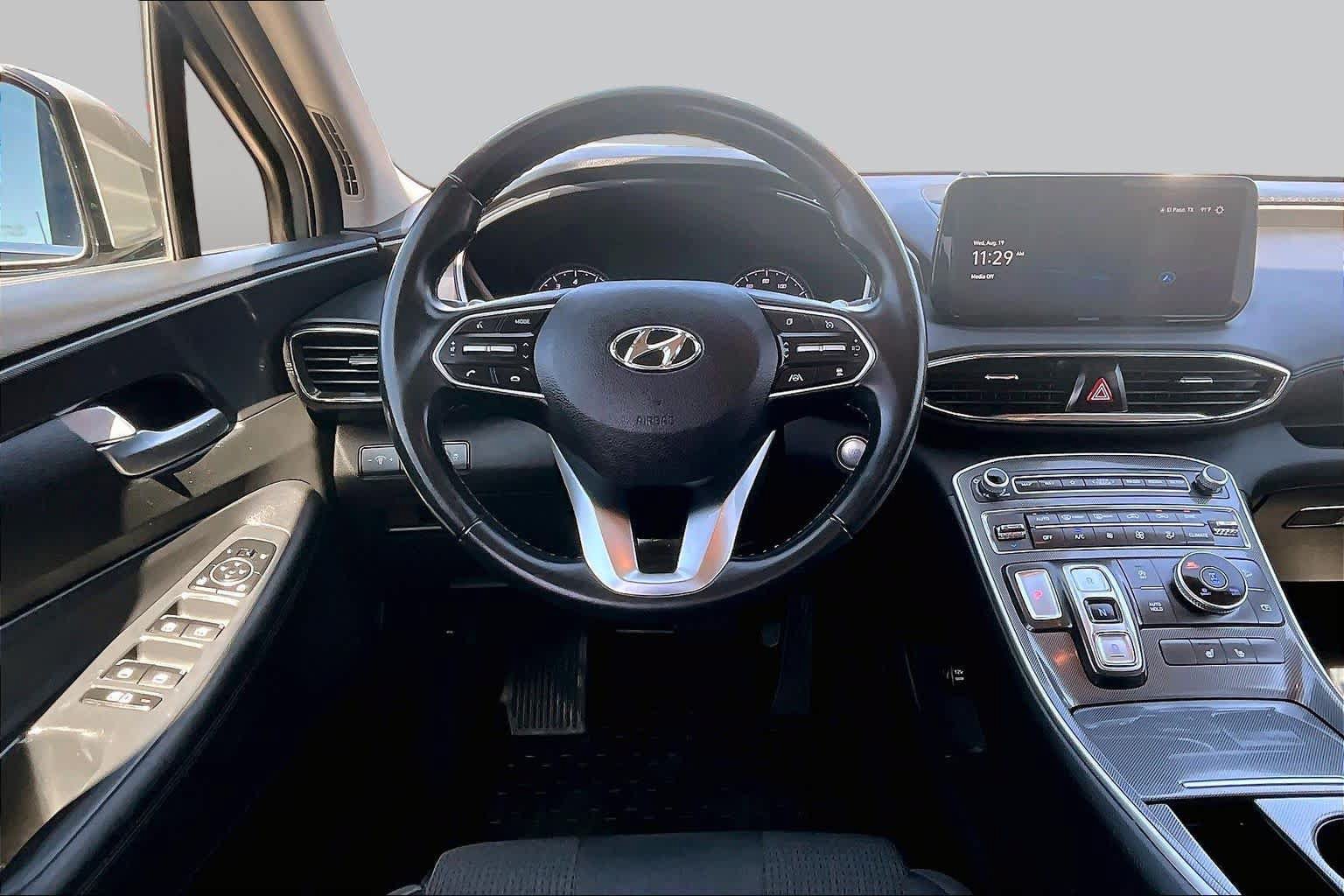 Used 2023 Hyundai Santa Fe SEL AWD/4WD image 6