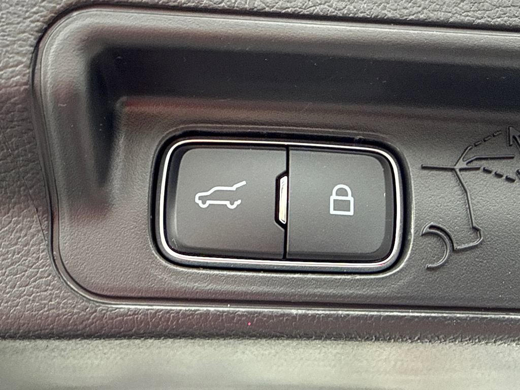Certified 2026 Ford Explorer Active RWD image 19