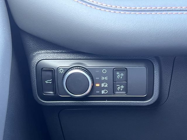 Certified 2026 Ford Explorer Active AWD/4WD image 31