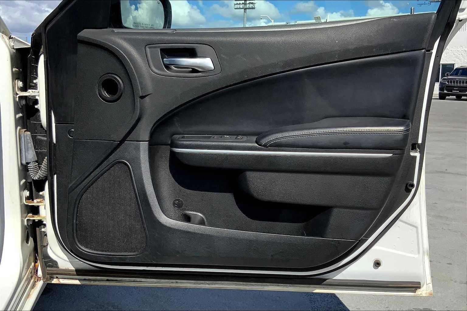 Used 2021 Dodge Charger SXT w/ Leather Interior Group image 28