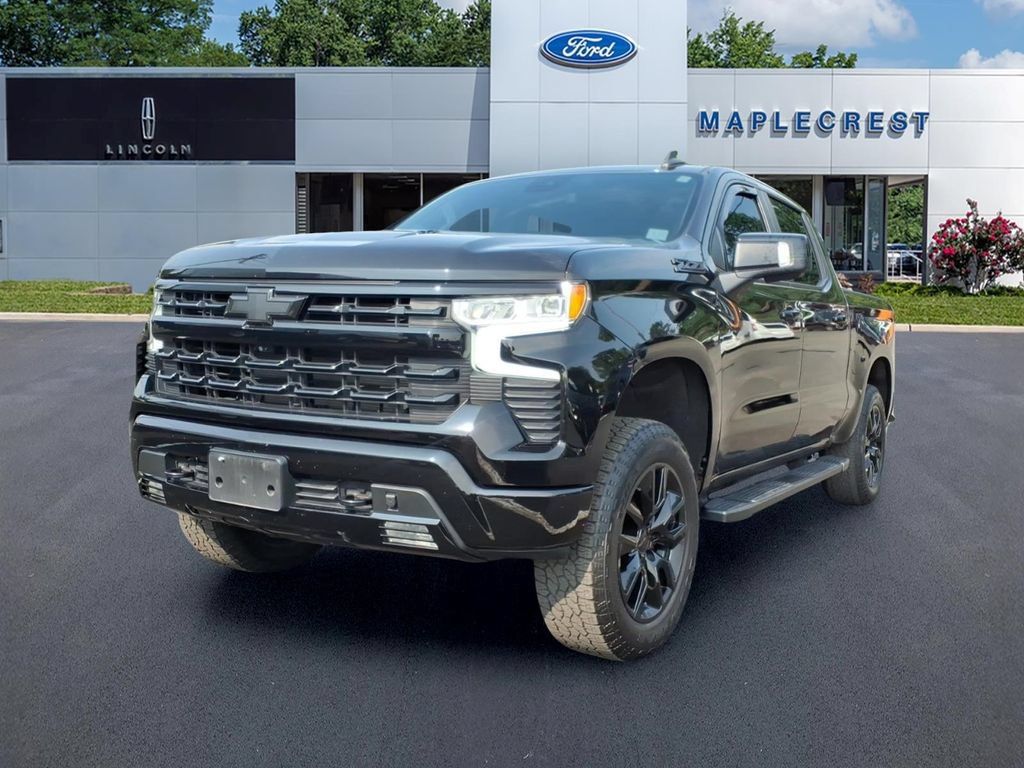 Used 2022 Chevrolet Silverado 1500 RST AWD/4WD image 2