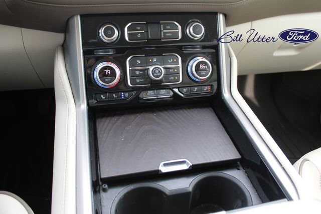 Used 2024 GMC Yukon XL Denali image 17