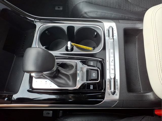 Used 2024 Kia Carnival SX Prestige FWD image 28