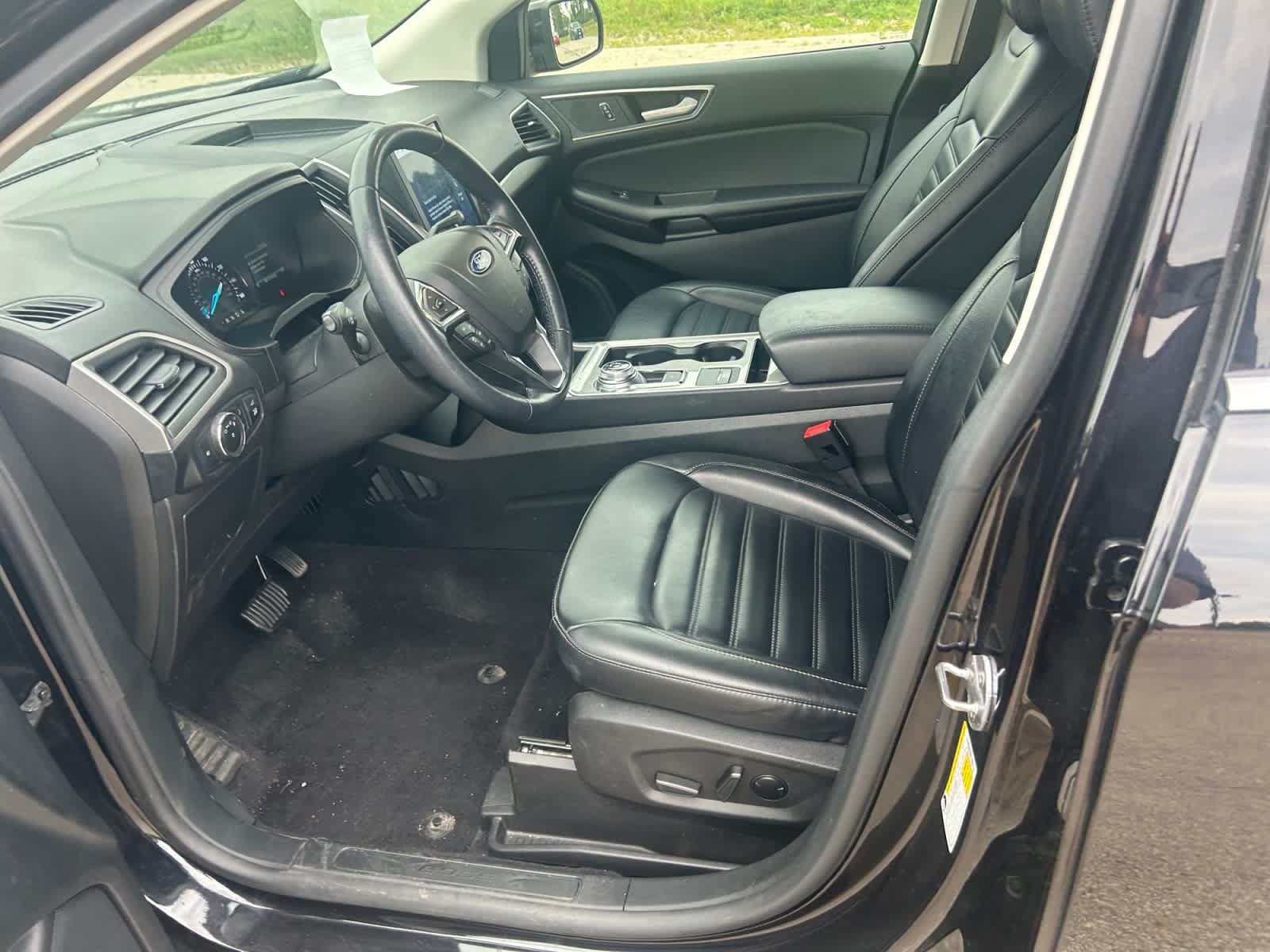 Certified 2023 Ford Edge SEL w/ Convenience Package AWD/4WD image 9