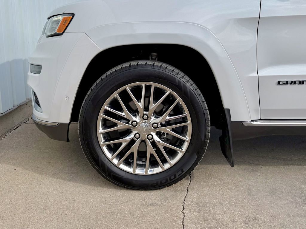 Used 2017 Jeep Grand Cherokee Summit image 37