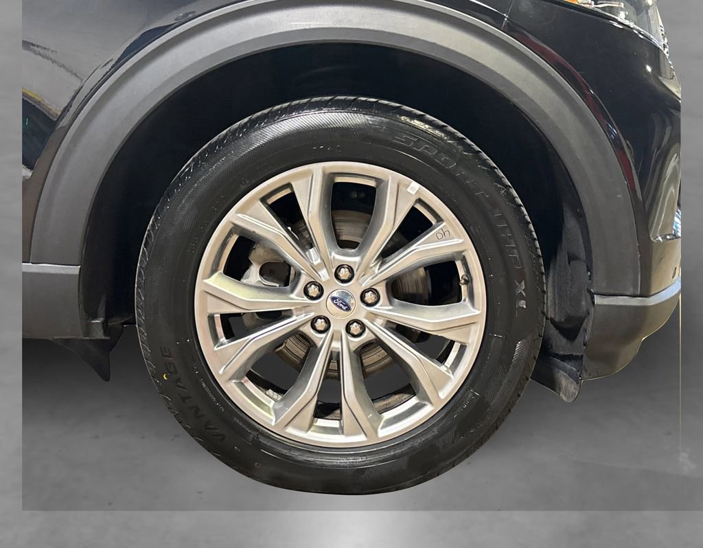 Certified 2023 Ford Explorer Limited image 12