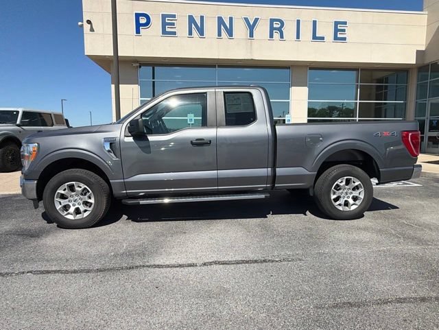 Certified 2022 Ford F150 XLT w/ Bed Utility Package AWD/4WD image 8
