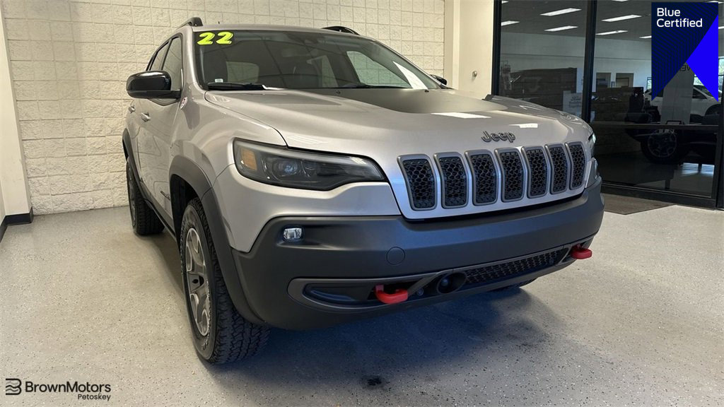 Used 2022 Jeep Cherokee Trailhawk image 1