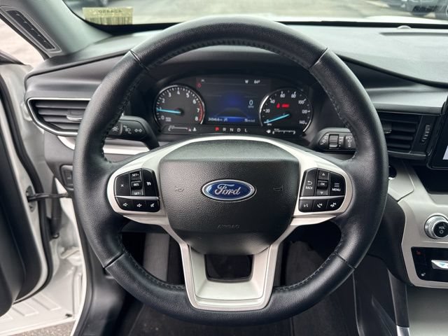 Certified 2023 Ford Explorer XLT w/ Equipment Group 202A AWD/4WD image 24