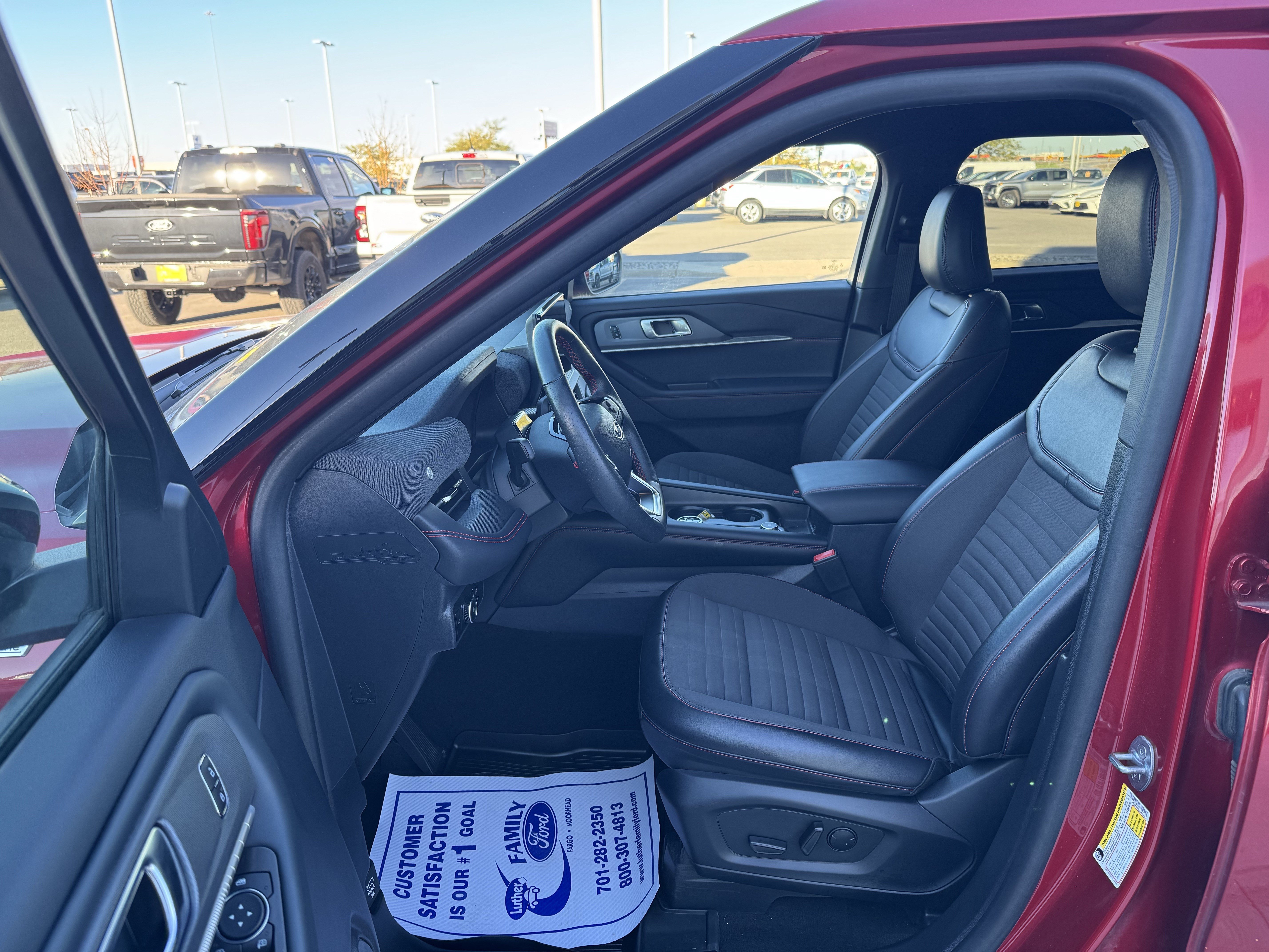 Certified 2025 Ford Explorer ST-Line AWD/4WD image 20