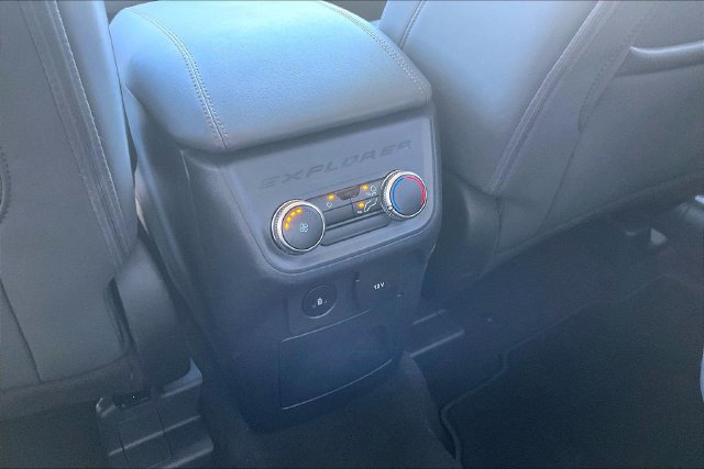 Certified 2026 Ford Explorer Active w/ Active Comfort Package AWD/4WD image 10