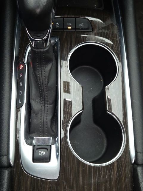 Used 2022 Chevrolet Malibu Premier image 36