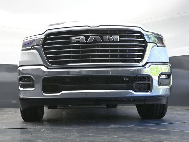 Used 2025 RAM 1500 Laramie AWD/4WD image 35
