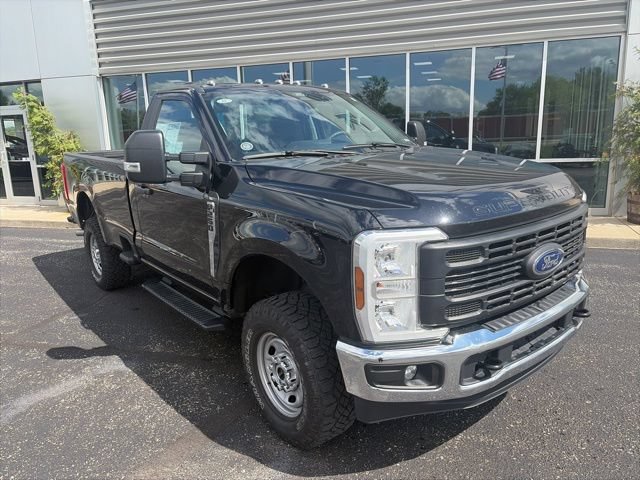 Certified 2024 Ford F250 XL w/ XL Off-Road Package AWD/4WD image 2