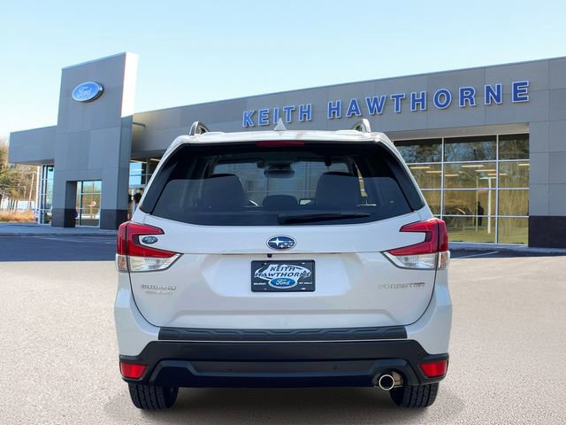 Used 2021 Subaru Forester Limited w/ Popular Package #3 image 3