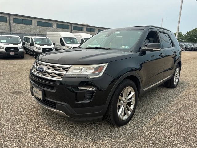 Certified 2018 Ford Explorer XLT w/ Equipment Group 202A AWD/4WD image 5