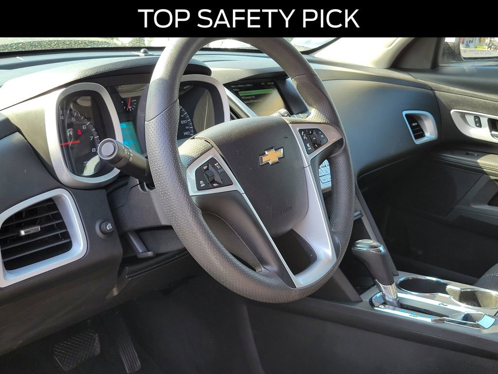 Used 2017 Chevrolet Equinox LT image 16