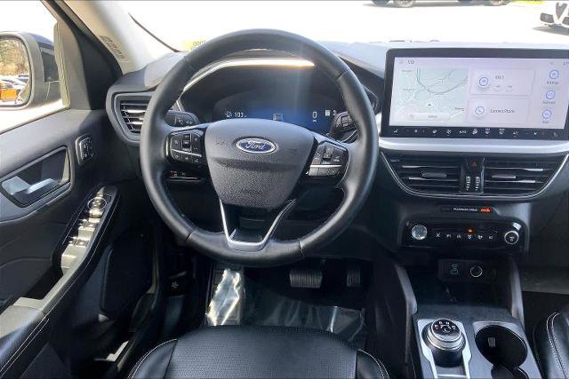 Certified 2023 Ford Escape Platinum AWD/4WD image 6