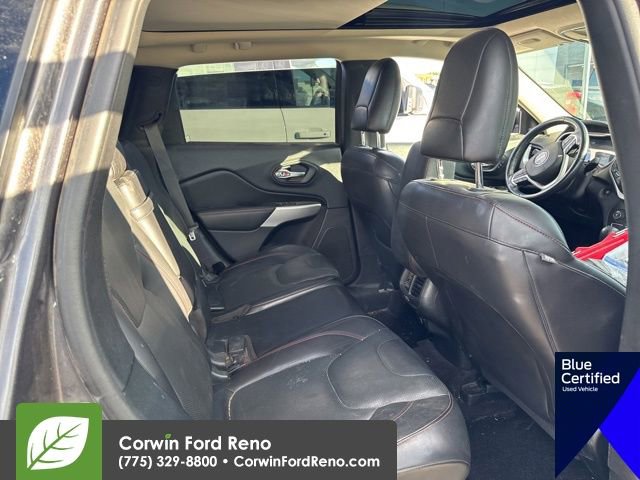 Used 2018 Jeep Cherokee Trailhawk w/ Quick Order Package 27L AWD/4WD image 15