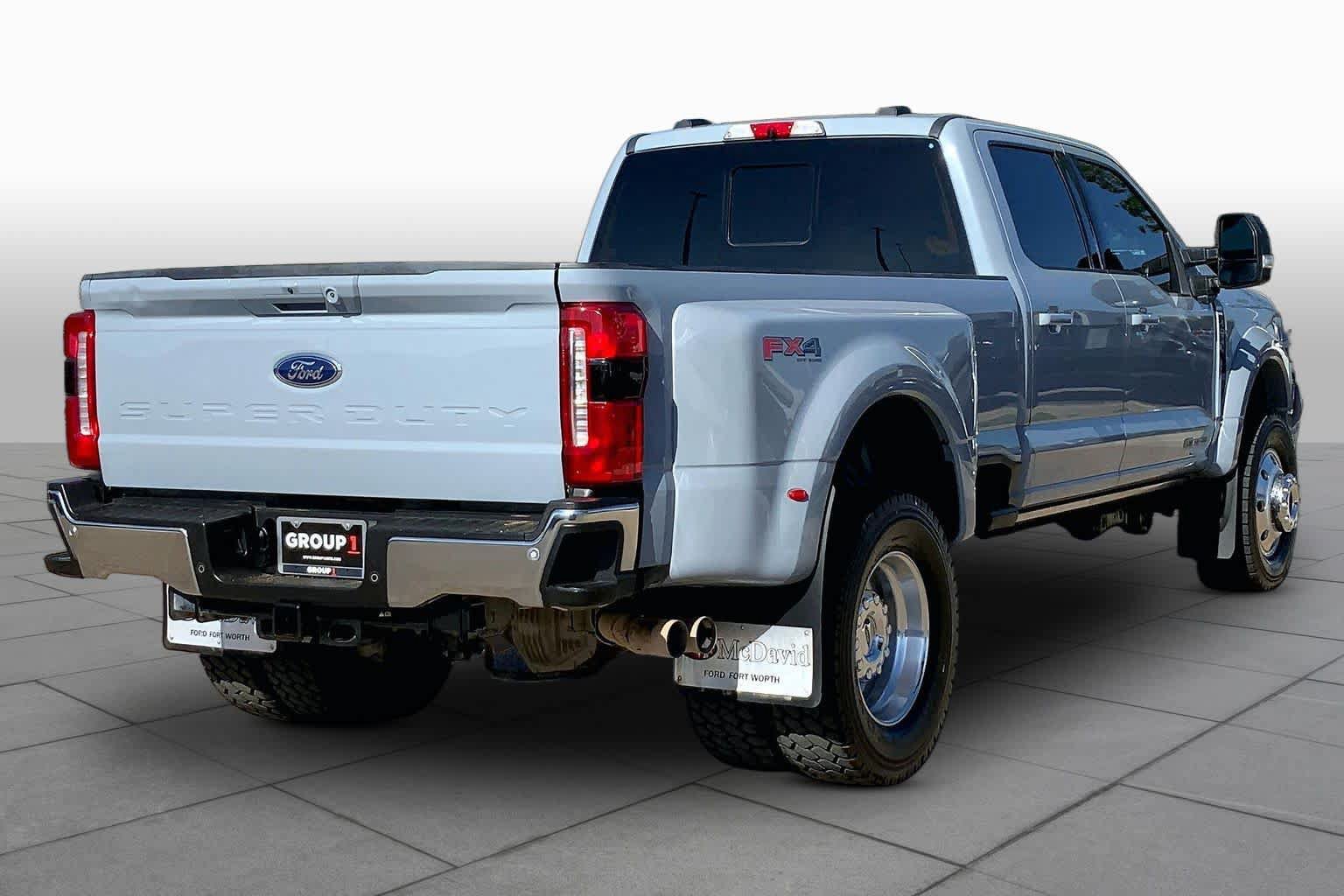 Certified 2024 Ford F450 Lariat w/ Lariat Ultimate Package AWD/4WD image 13