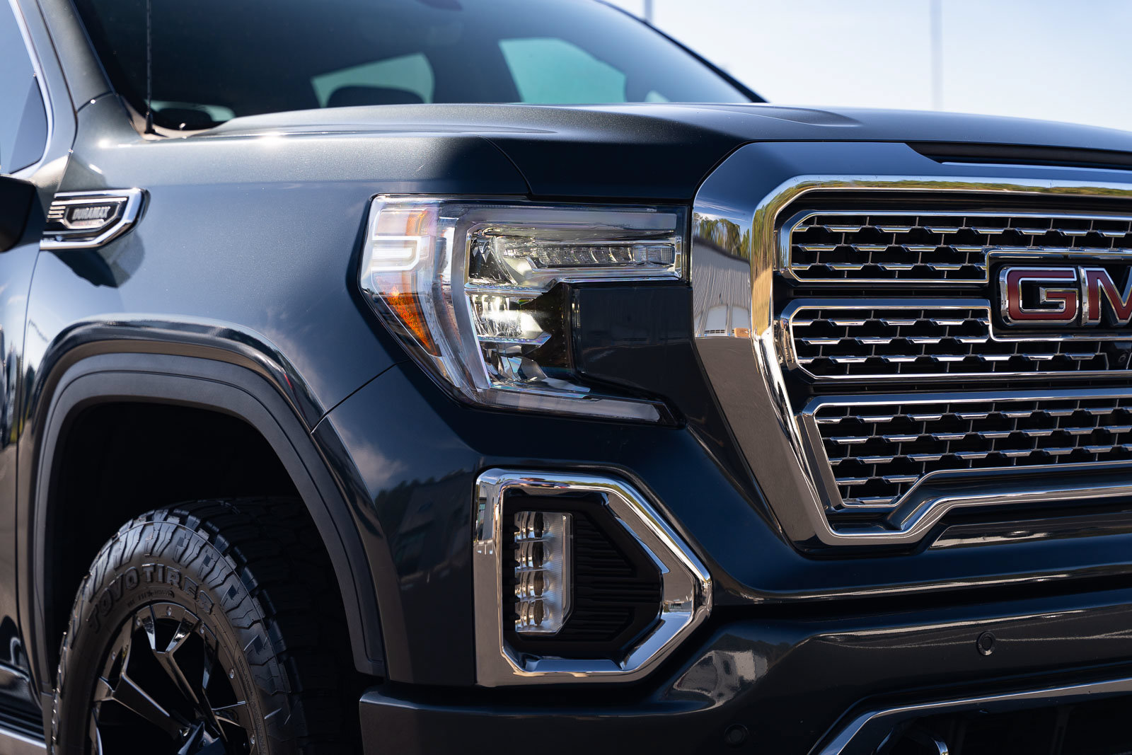 Used 2021 GMC Sierra 1500 Denali w/ Denali Ultimate Package AWD/4WD image 10