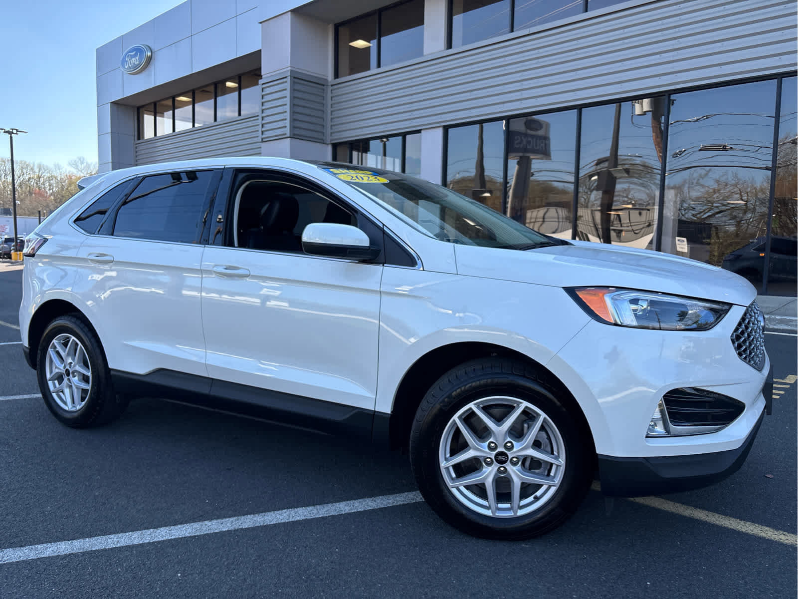 Certified 2023 Ford Edge SEL image 6