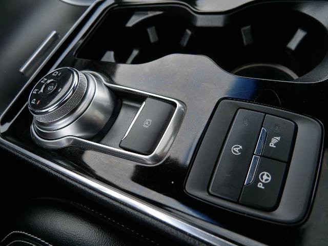 Certified 2019 Ford Edge ST w/ Equipment Group 401A AWD/4WD image 24