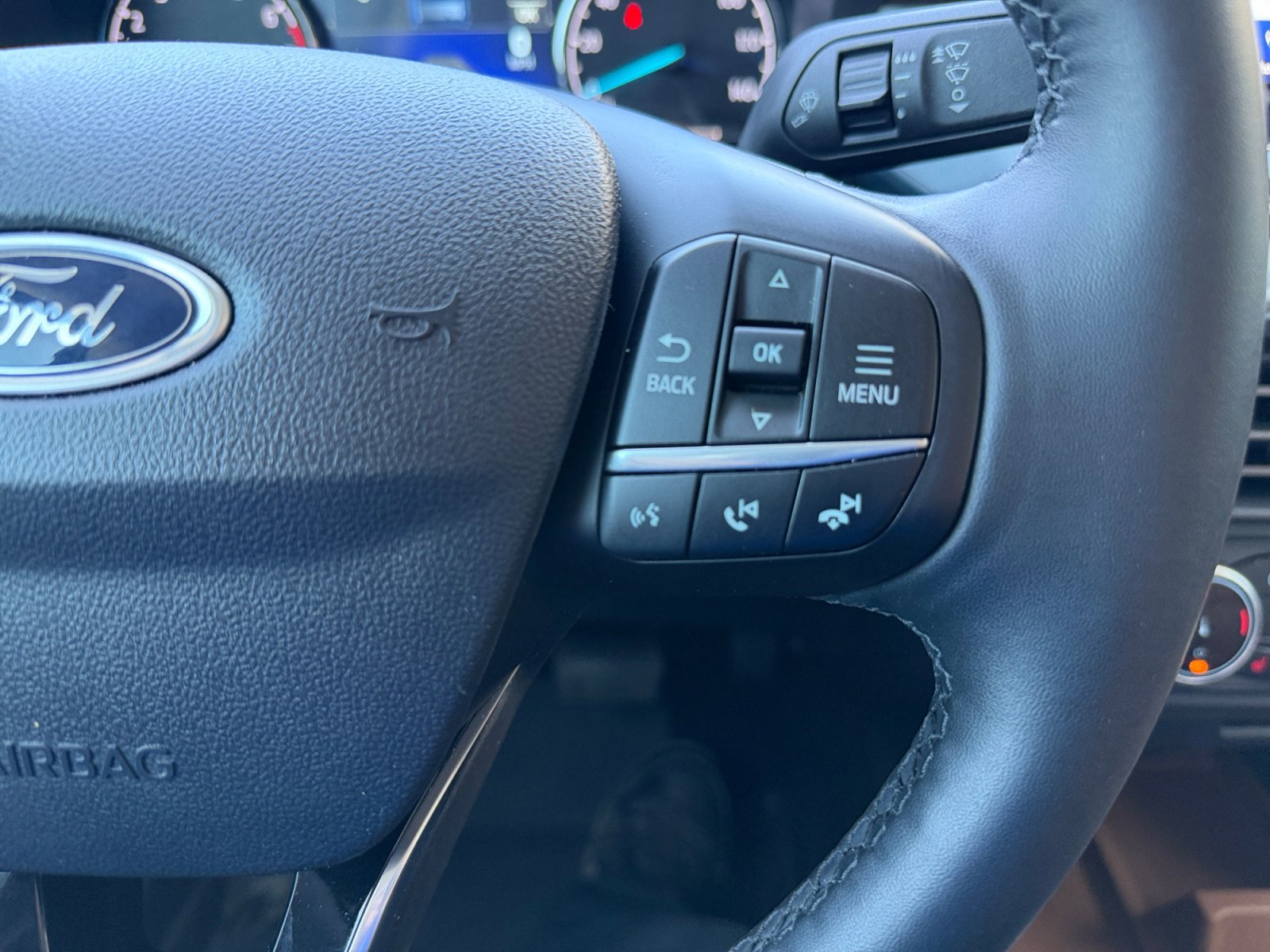 Certified 2024 Ford Maverick Lariat w/ 4K Tow Package AWD/4WD image 18