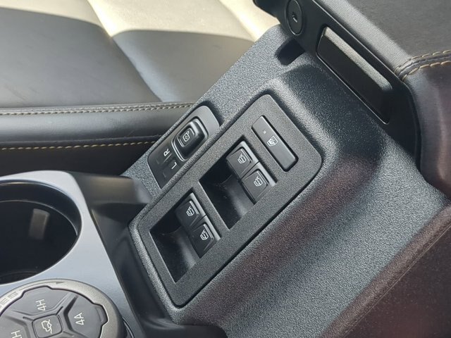 Certified 2025 Ford Bronco Badlands AWD/4WD image 14
