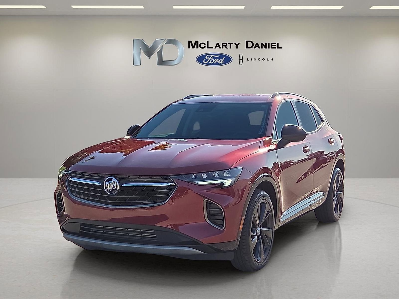Used 2023 Buick Envision Preferred w/ Sport Touring Package AWD/4WD image 2
