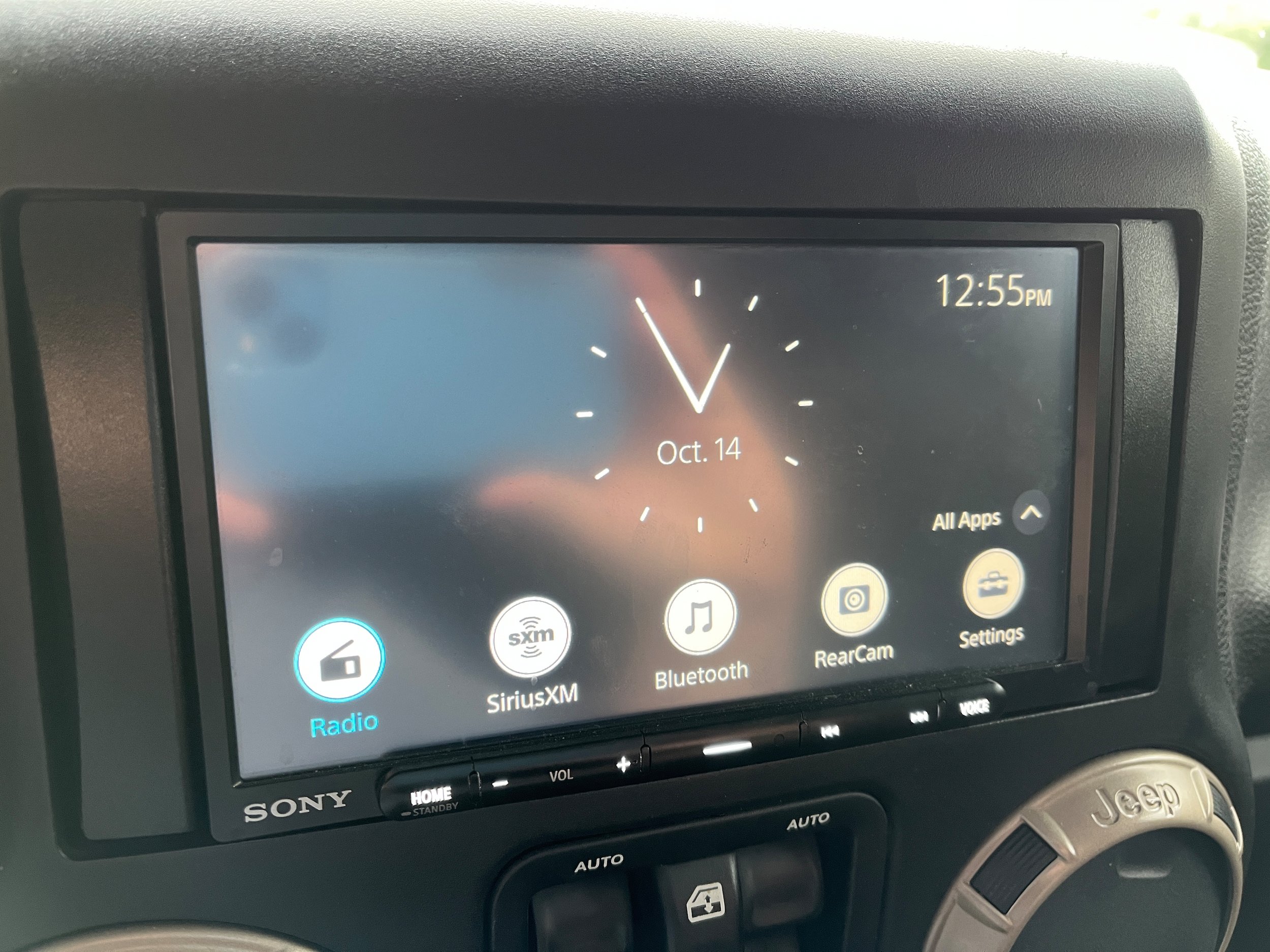 Used 2017 Jeep Wrangler Unlimited Sahara AWD/4WD image 16
