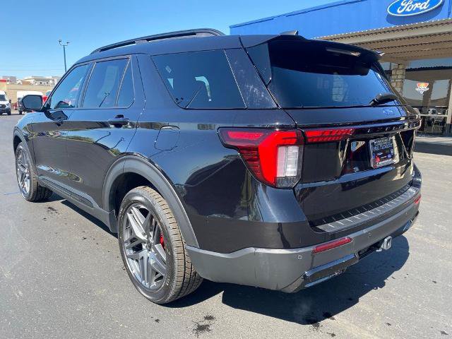 Certified 2025 Ford Explorer ST-Line w/ ST-Line Street Pack AWD/4WD image 6