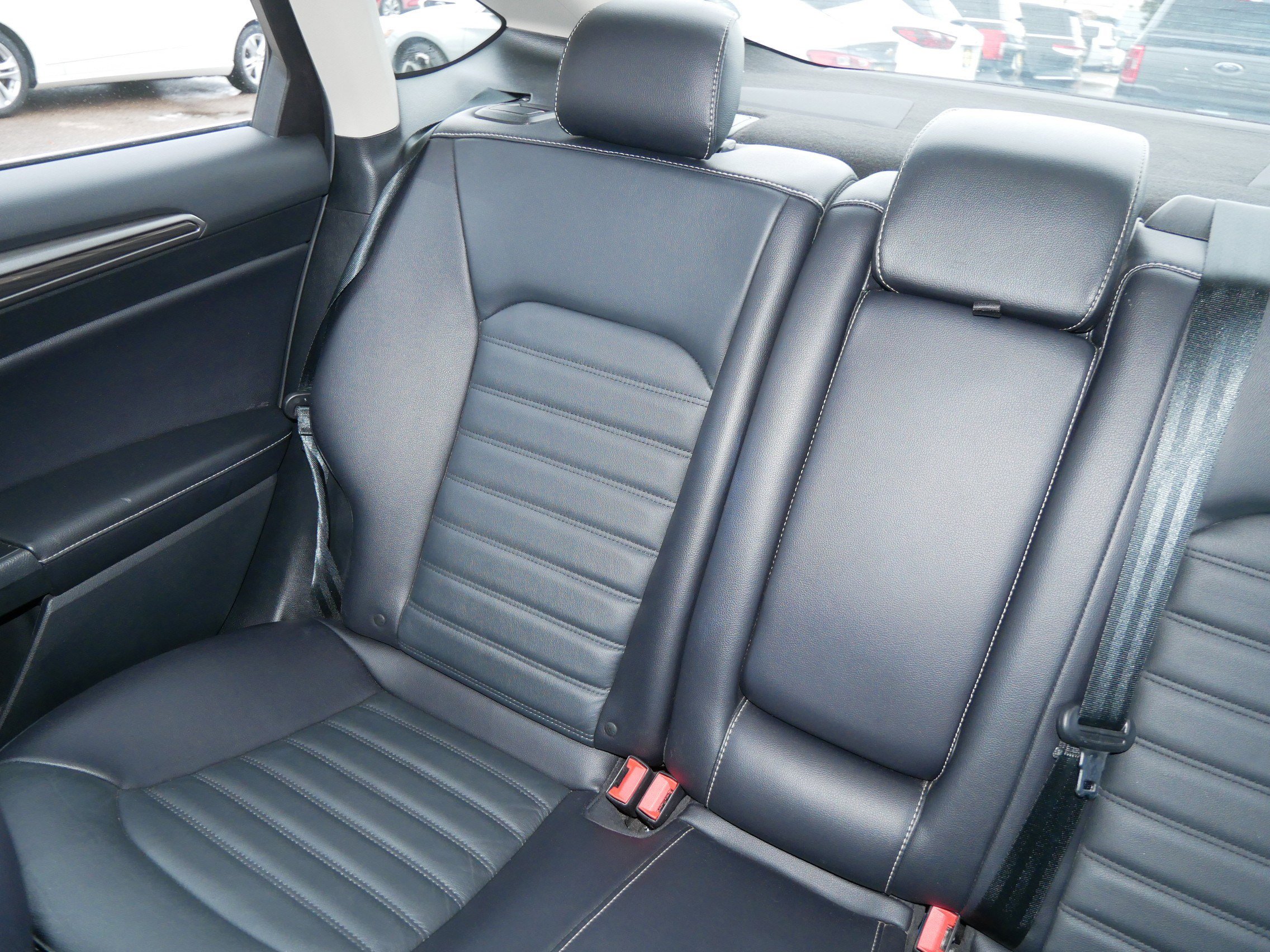 Certified 2018 Ford Fusion SE w/ Fusion SE Technology Package image 12