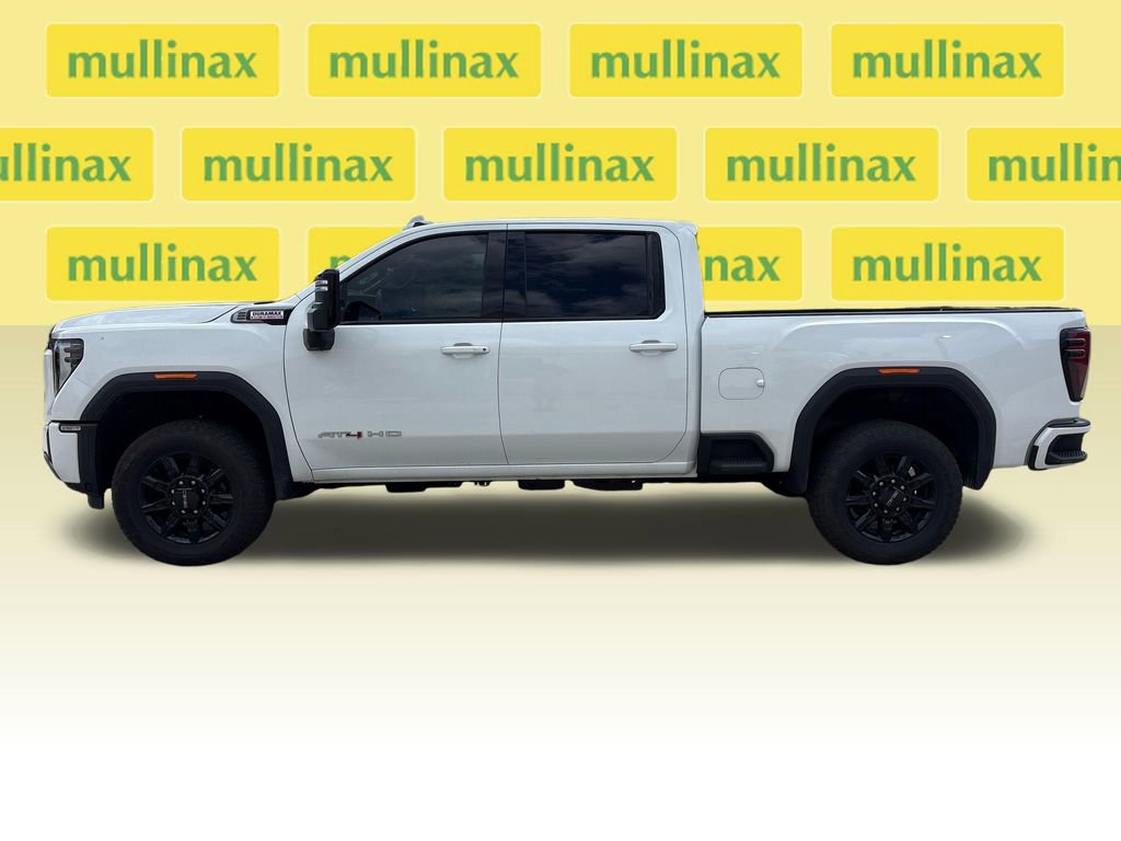 Used 2025 GMC Sierra 2500 AT4 AWD/4WD image 12