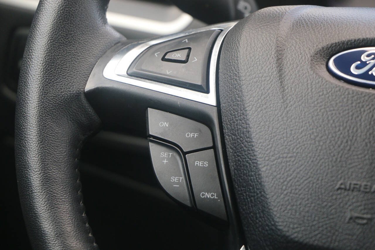 Certified 2024 Ford Edge SEL w/ Convenience Package AWD/4WD image 18