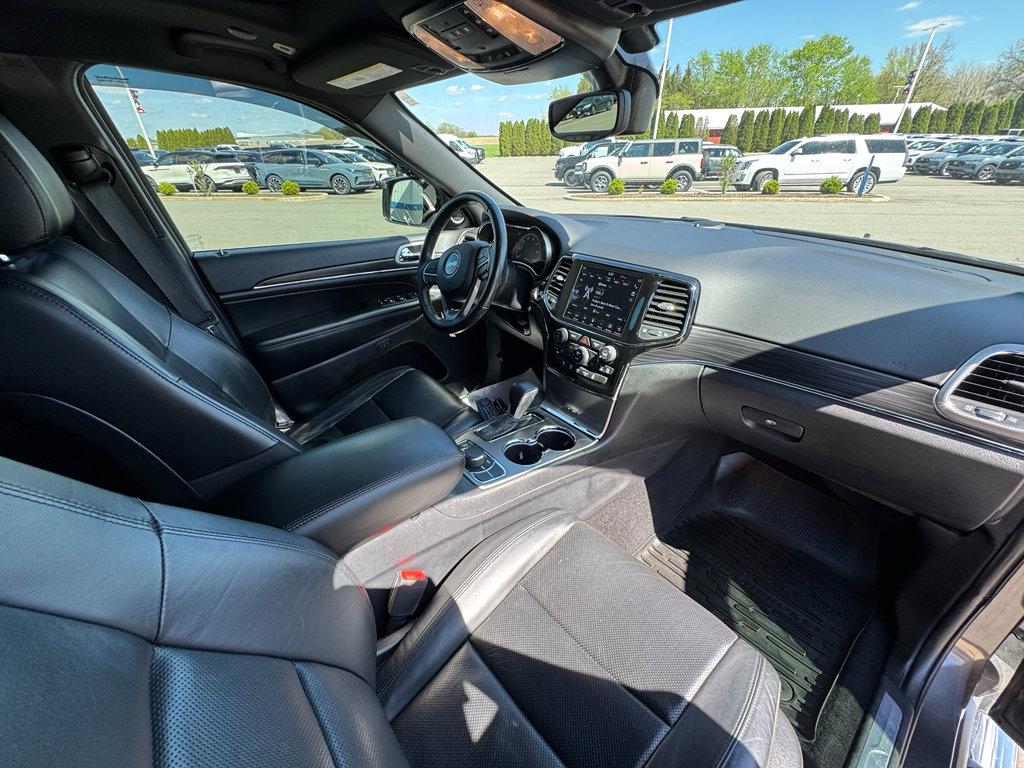 Used 2019 Jeep Grand Cherokee Limited w/ Luxury Group II AWD/4WD image 12