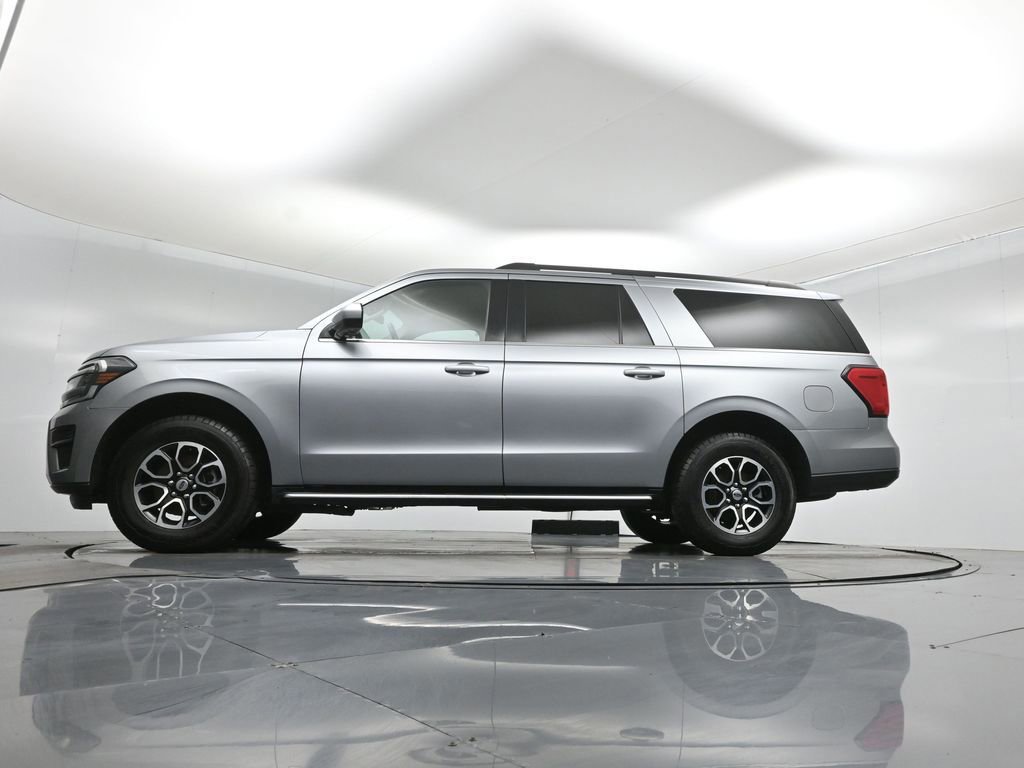 Certified 2023 Ford Expedition Max XLT image 22