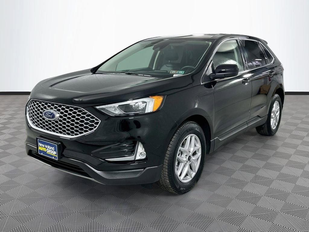 Certified 2024 Ford Edge SEL w/ Convenience Package AWD/4WD image 3