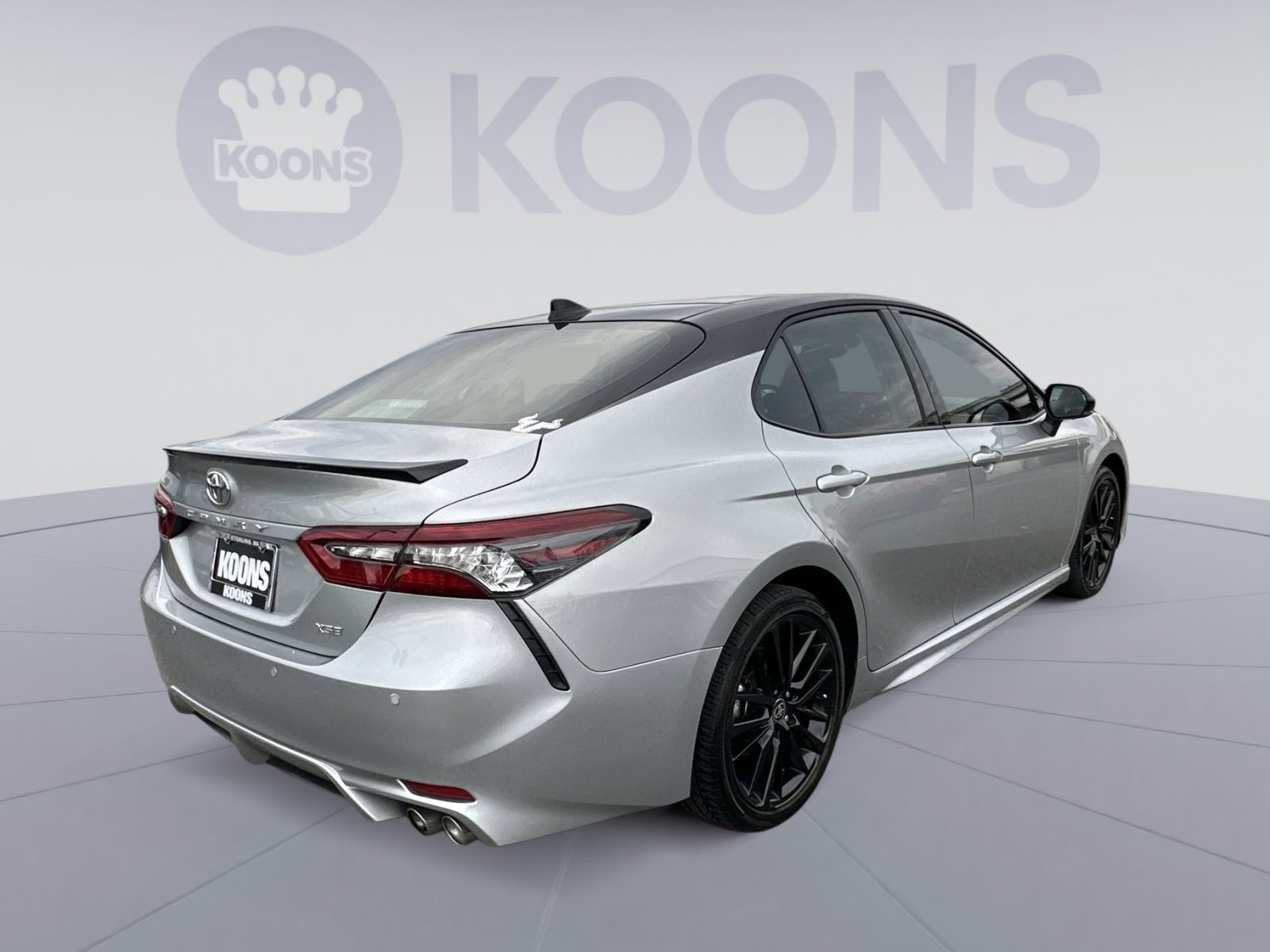 Used 2024 Toyota Camry XSE w/ Navigation Package FWD image 11