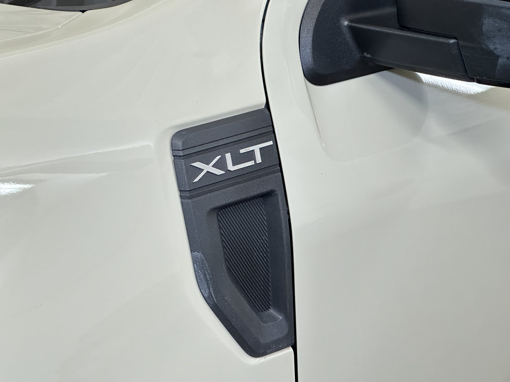 Certified 2024 Ford Maverick XLT w/ XLT Luxury Package FWD image 19