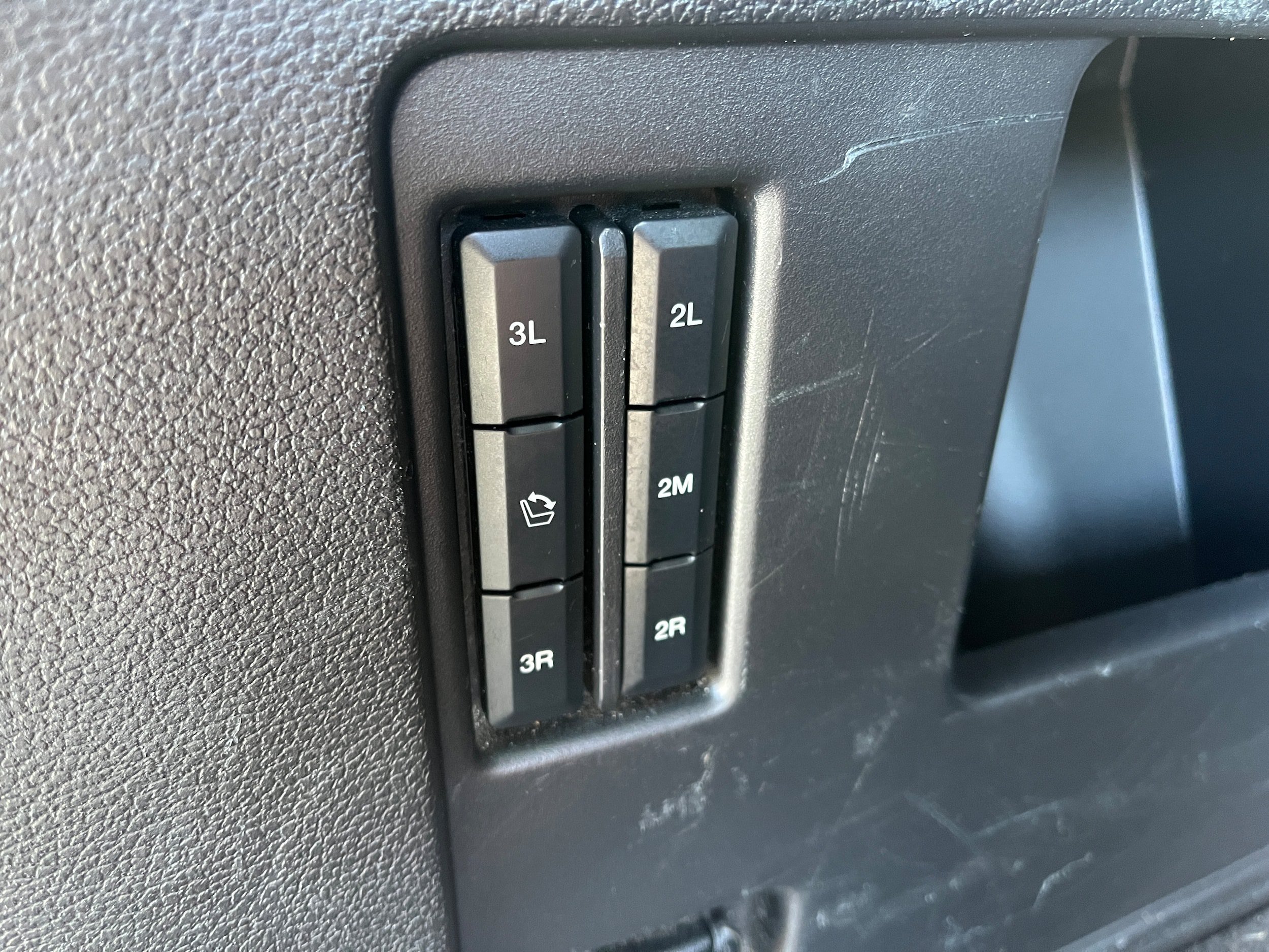 Certified 2018 Ford Expedition Max XLT w/ Equipment Group 202A AWD/4WD image 10