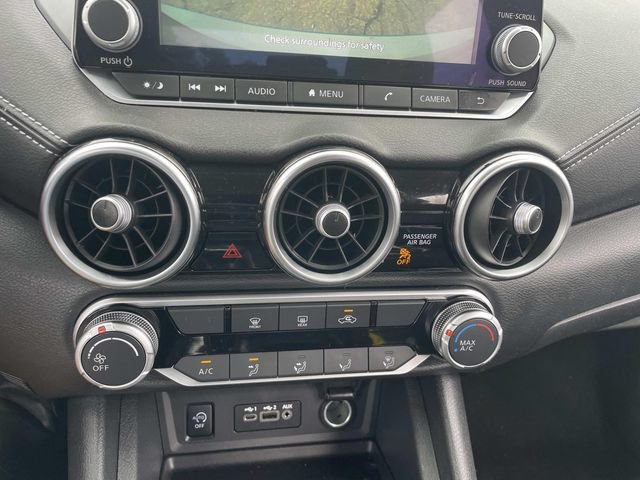 Used 2024 Nissan Sentra SV FWD image 24