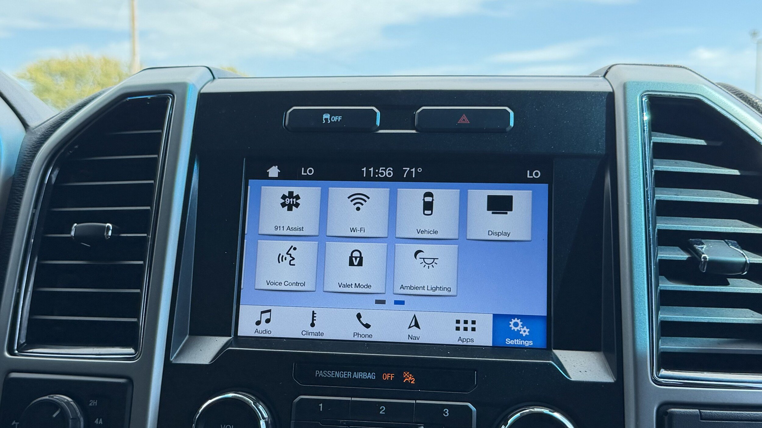 Certified 2017 Ford F150 Lariat AWD/4WD image 42