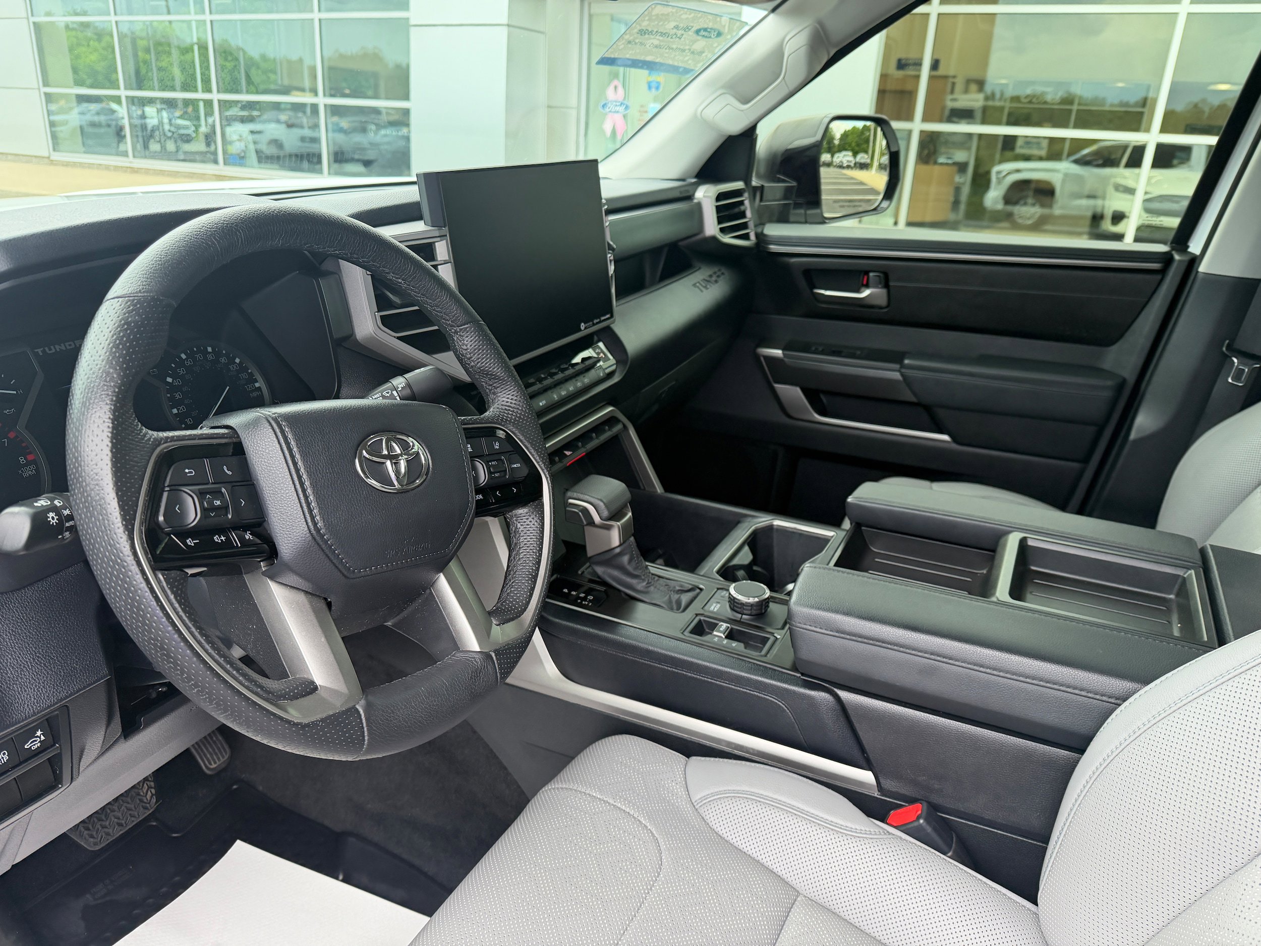 Used 2023 Toyota Tundra SR5 w/ SR5 Premium Package AWD/4WD image 21